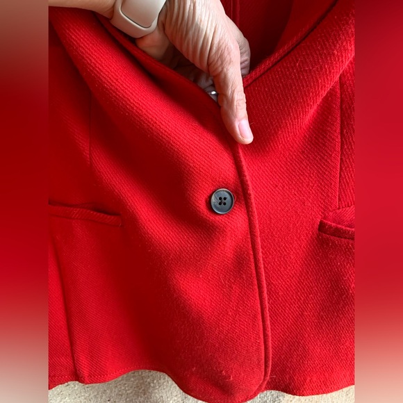 Beautiful red blazer from Old Navy women’s size large - Picture 6 of 16